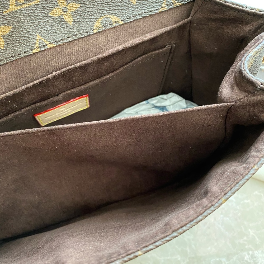 LV Pochette Métis Crossbody